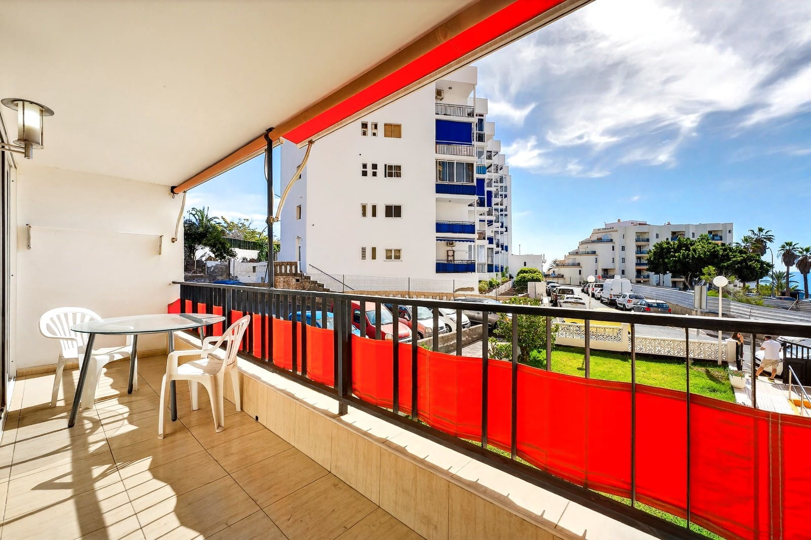 Apartamento de 1 habitación en Los Cristianos en venta con garaje - 295.000 € (Ref: 10080029)