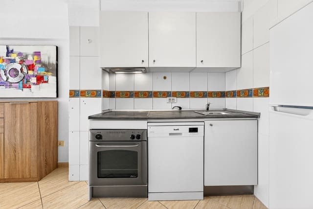 Apartamento de 1 habitación en Los Cristianos, Arona en venta con garaje - 295.000 € (Ref: 10080029)