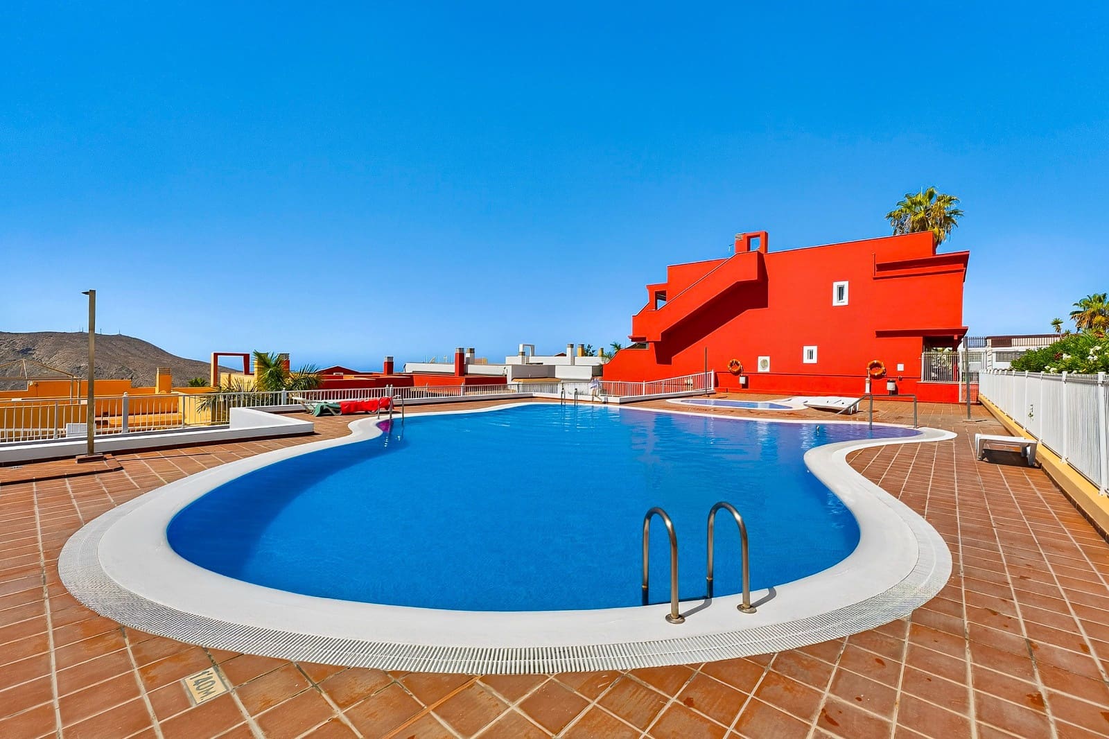 1 sovrum Lägenhet till salu i Chayofa med pool garage - 298 000 € (Ref: 10084951)