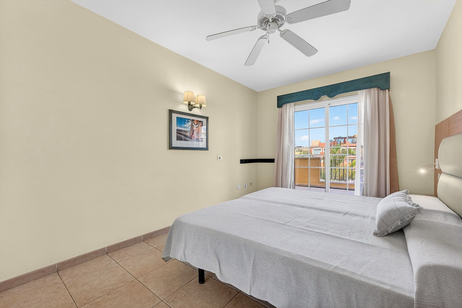 1 sovrum Lägenhet till salu i Los Cristianos med pool - 299 000 € (Ref: 10085215)