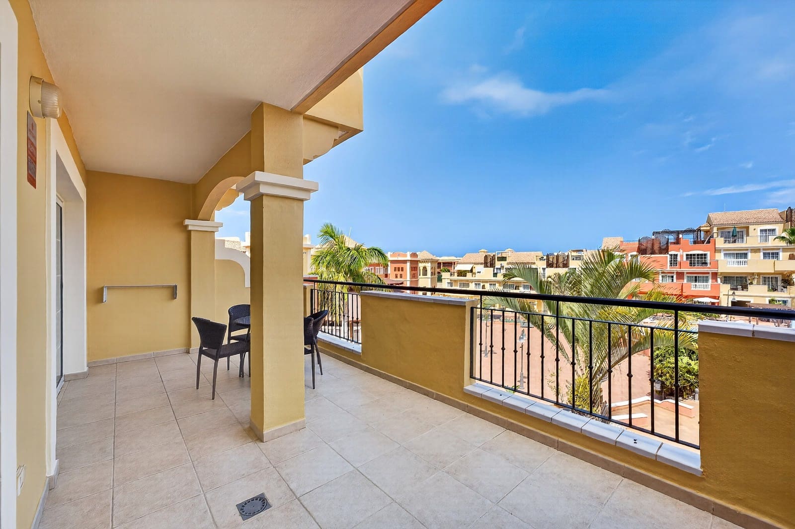 1 sovrum Lägenhet till salu i Los Cristianos med pool - 299 000 € (Ref: 10085215)