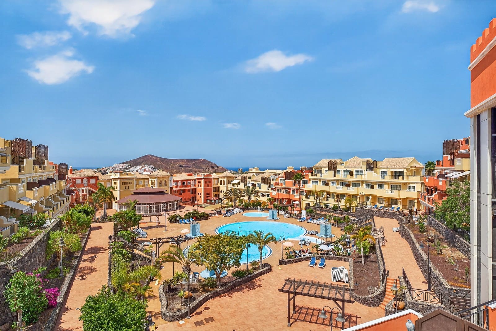 1 sovrum Lägenhet till salu i Los Cristianos med pool - 299 000 € (Ref: 10085215)