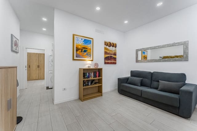 4 Zimmer Apartment zu verkaufen in Torviscas Centro y Alto, Adeje mit Pool - 375.000 € (Ref: 10085226)
