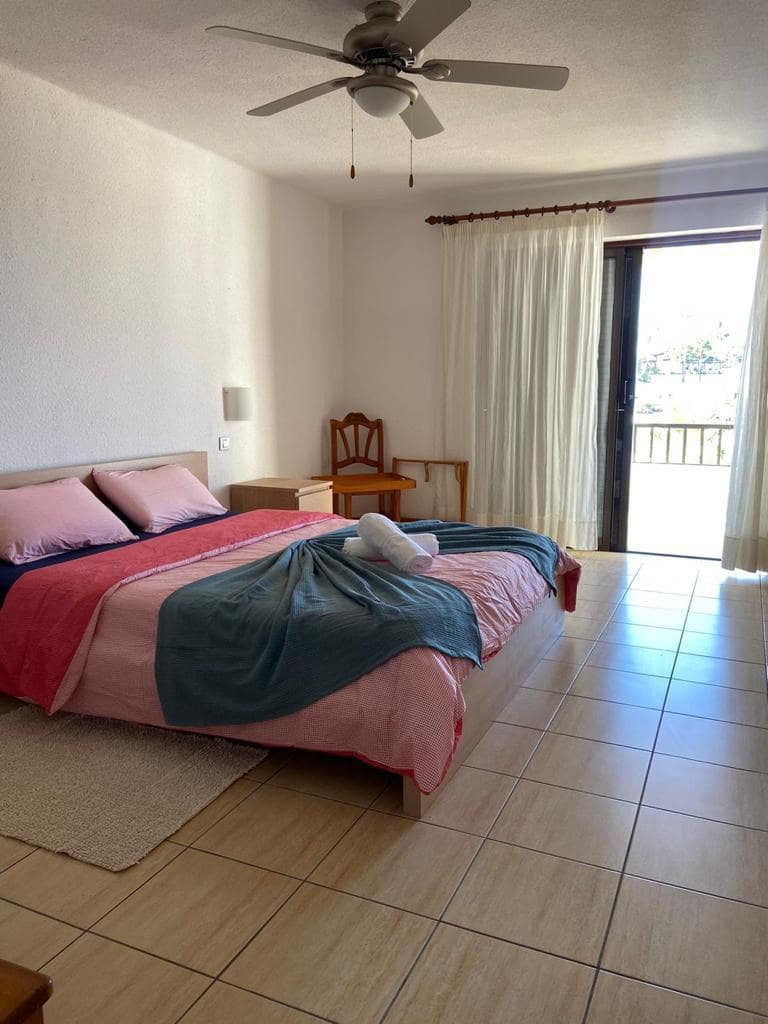 3 quarto Bungalow para venda em Costa Adeje com piscina - 899 000 € (Ref: 10100878)