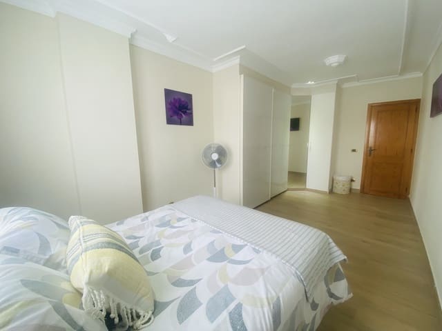 1 sypialnia Apartament na sprzedaż w Callao Salvaje - Playa Paraíso, Adeje z basenem garażem - 260 000 € (Ref: 8948095)