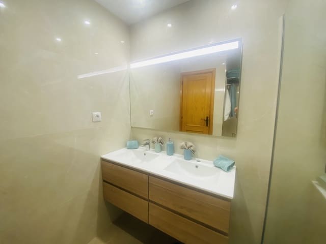 1 sypialnia Apartament na sprzedaż w Callao Salvaje - Playa Paraíso, Adeje z basenem garażem - 260 000 € (Ref: 8948095)