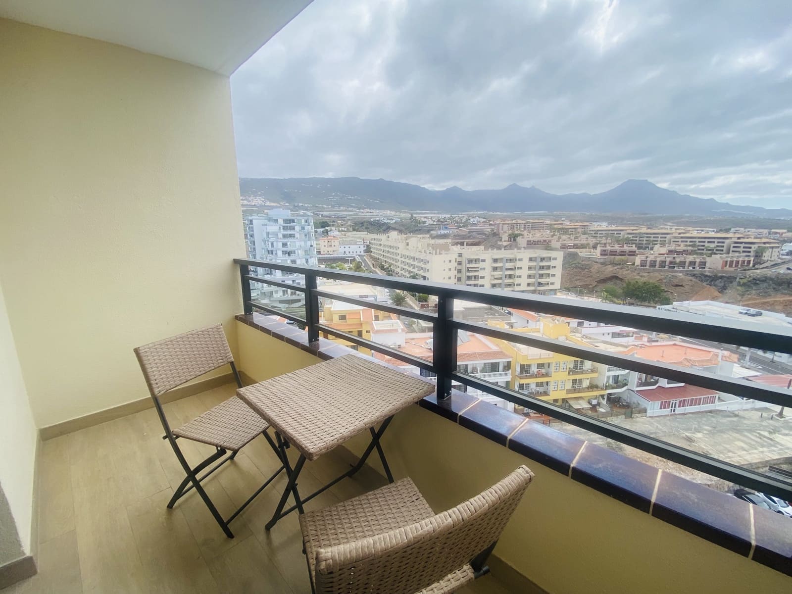 1 soveværelse Lejlighed til salg i Adeje med swimmingpool garage - € 260.000 (Ref: 8948095)