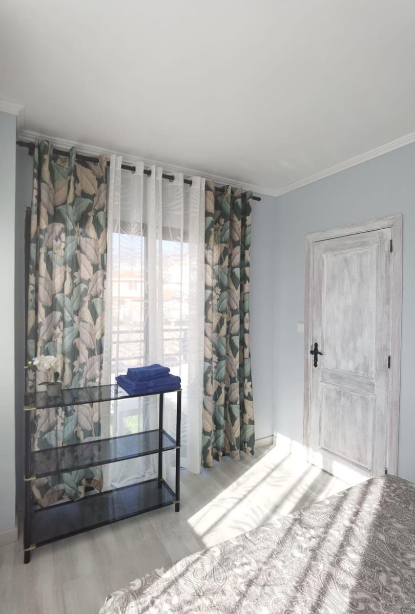 2 soveværelse Lejlighed til salg i Playa Paraiso med swimmingpool garage - € 295.000 (Ref: 8960551)