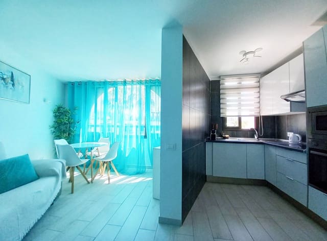 Lejlighed til salg i Playa de las Americas, Arona med swimmingpool - € 299.000 (Ref: 9146338)