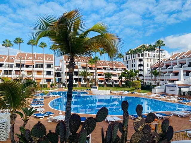 Lejlighed til salg i Playa de las Americas, Arona med swimmingpool - € 299.000 (Ref: 9146338)