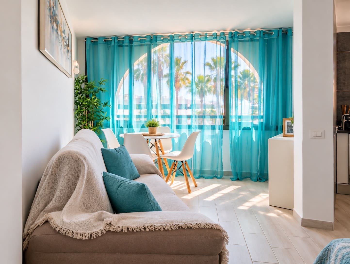Apartamento en Playa de las Americas en venta con piscina - 299.000 € (Ref: 9146338)