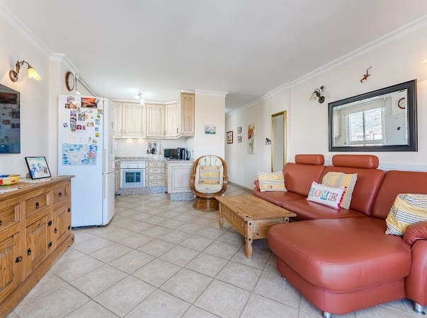 1 soveværelse Lejlighed til salg i Los Cristianos, Arona med swimmingpool - € 348.000 (Ref: 9426573)