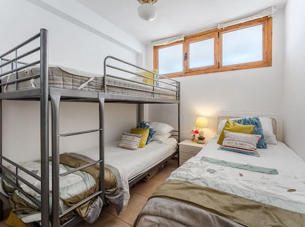 2 makuuhuone Huoneisto myytävänä paikassa Los Cristianos mukana uima-altaan - 339 000 € (Ref: 9426576)