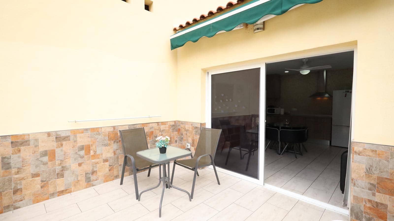 1 chambre Appartement à vendre à Costa Adeje avec piscine - 320 000 € (Ref: 9581226)