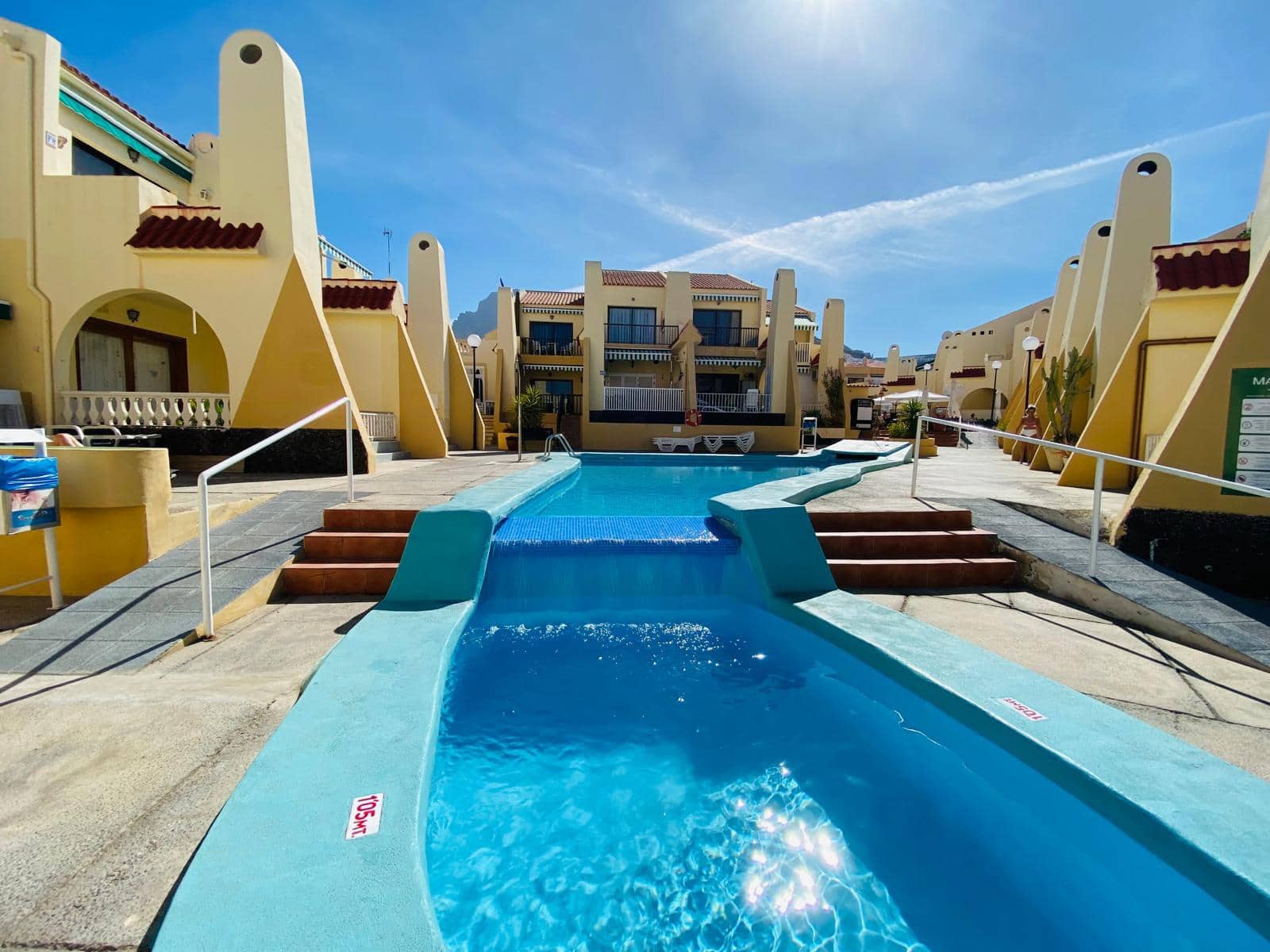 1 chambre Appartement à vendre à Costa Adeje avec piscine - 320 000 € (Ref: 9581226)