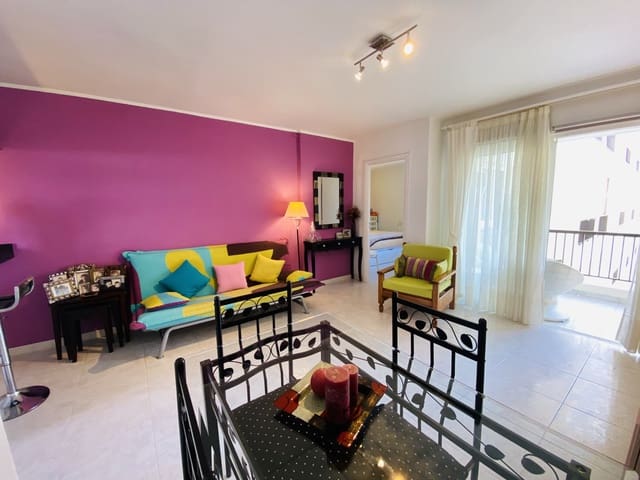 1 sypialnia Apartament na sprzedaż w Playa de las Americas, Arona z basenem garażem - 320 000 € (Ref: 9712416)