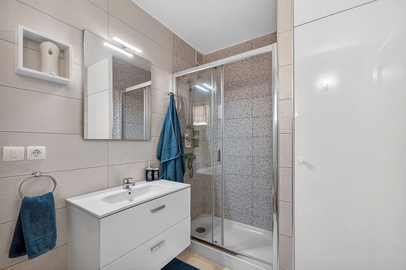 2 chambre Appartement à vendre à Costa Adeje avec piscine garage - 460 000 € (Ref: 9823639)