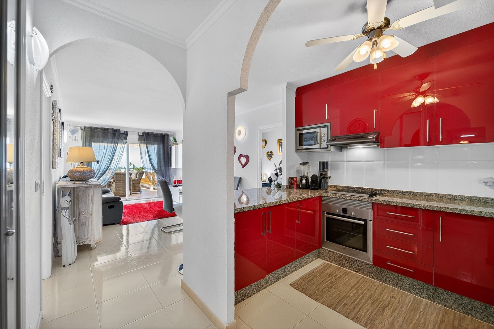 2 chambre Appartement à vendre à Costa Adeje avec piscine garage - 460 000 € (Ref: 9823639)