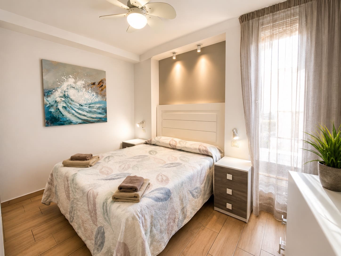 1 soverom Leilighet til salgs i Playa de las Americas med svømmebasseng - € 330 000 (Ref: 9954609)