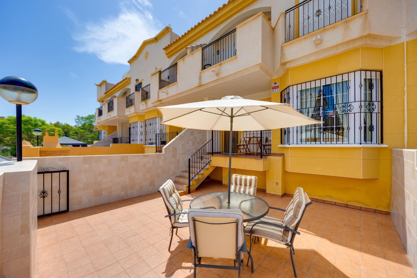 2 bedroom Bungalow for sale in Los Balcones with pool garage - € 159,900 (Ref: 10161644)