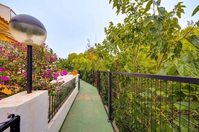 2 soveværelse Bungalow til salg i Los Balcones med swimmingpool garage - € 159.900 (Ref: 10161644)