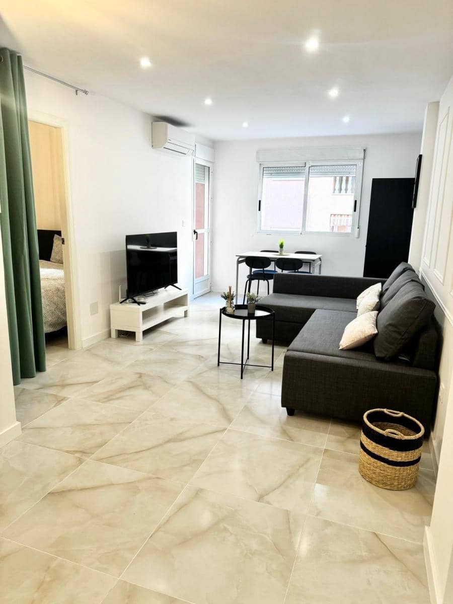 2 soveværelse Lejlighed til salg i Torrevieja med swimmingpool - € 167.900 (Ref: 10161655)