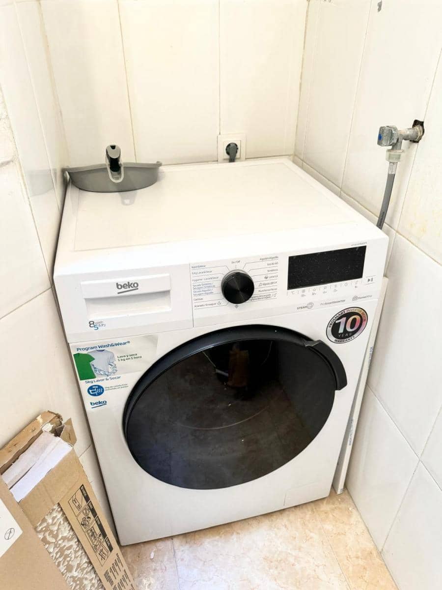 2 soveværelse Lejlighed til salg i Torrevieja med swimmingpool - € 167.900 (Ref: 10161655)