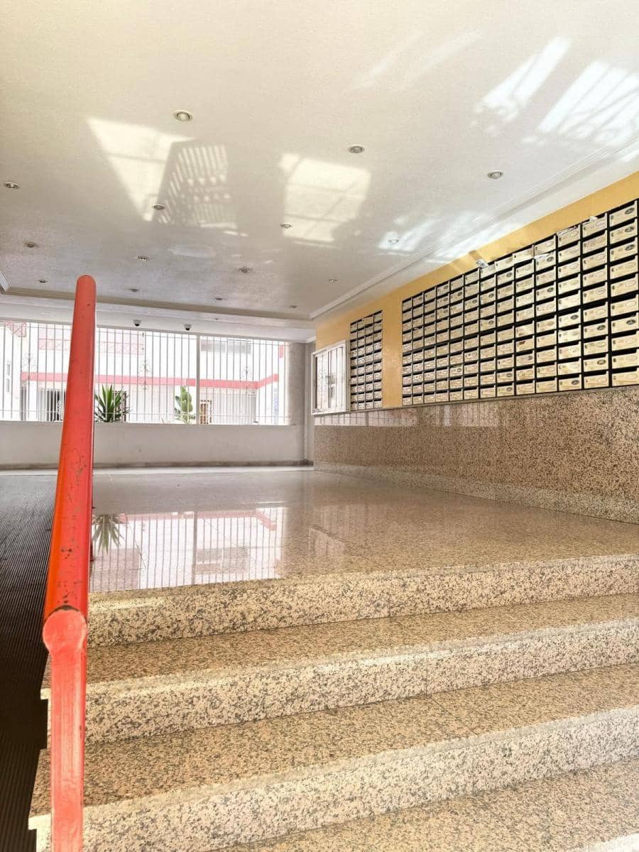 2 soveværelse Lejlighed til salg i Torrevieja med swimmingpool - € 167.900 (Ref: 10161655)