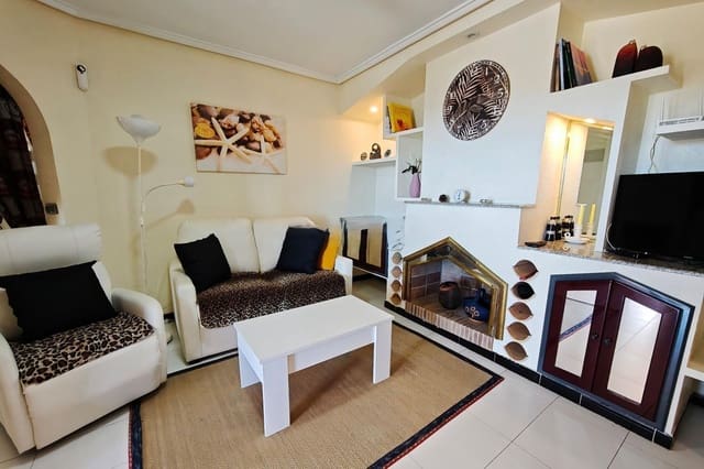 2 soverom Bungalow til salgs i La Siesta, Torrevieja med svømmebasseng - € 175 000 (Ref: 10161656)