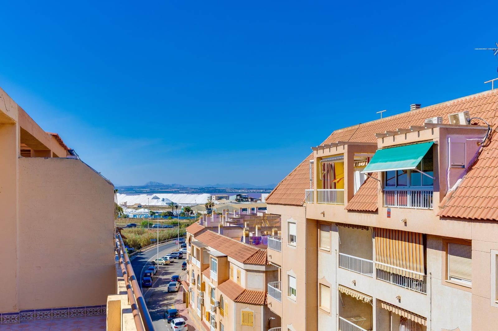 2 soverom Penthouse til salgs i Torrevieja - € 144 900 (Ref: 10161664)
