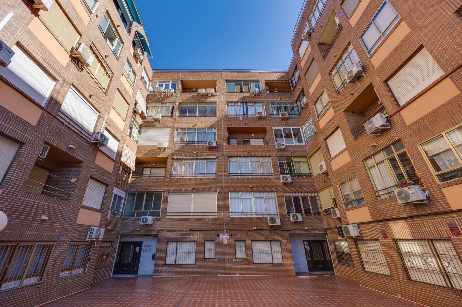 2 soverom Penthouse til salgs i Torrevieja - € 144 900 (Ref: 10161664)