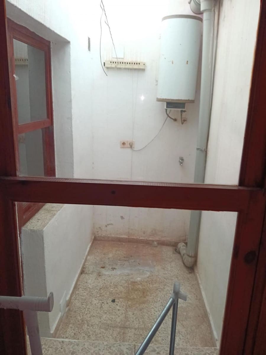 2 bedroom Terraced Villa for sale in Torrevieja - € 99,000 (Ref: 10161668)