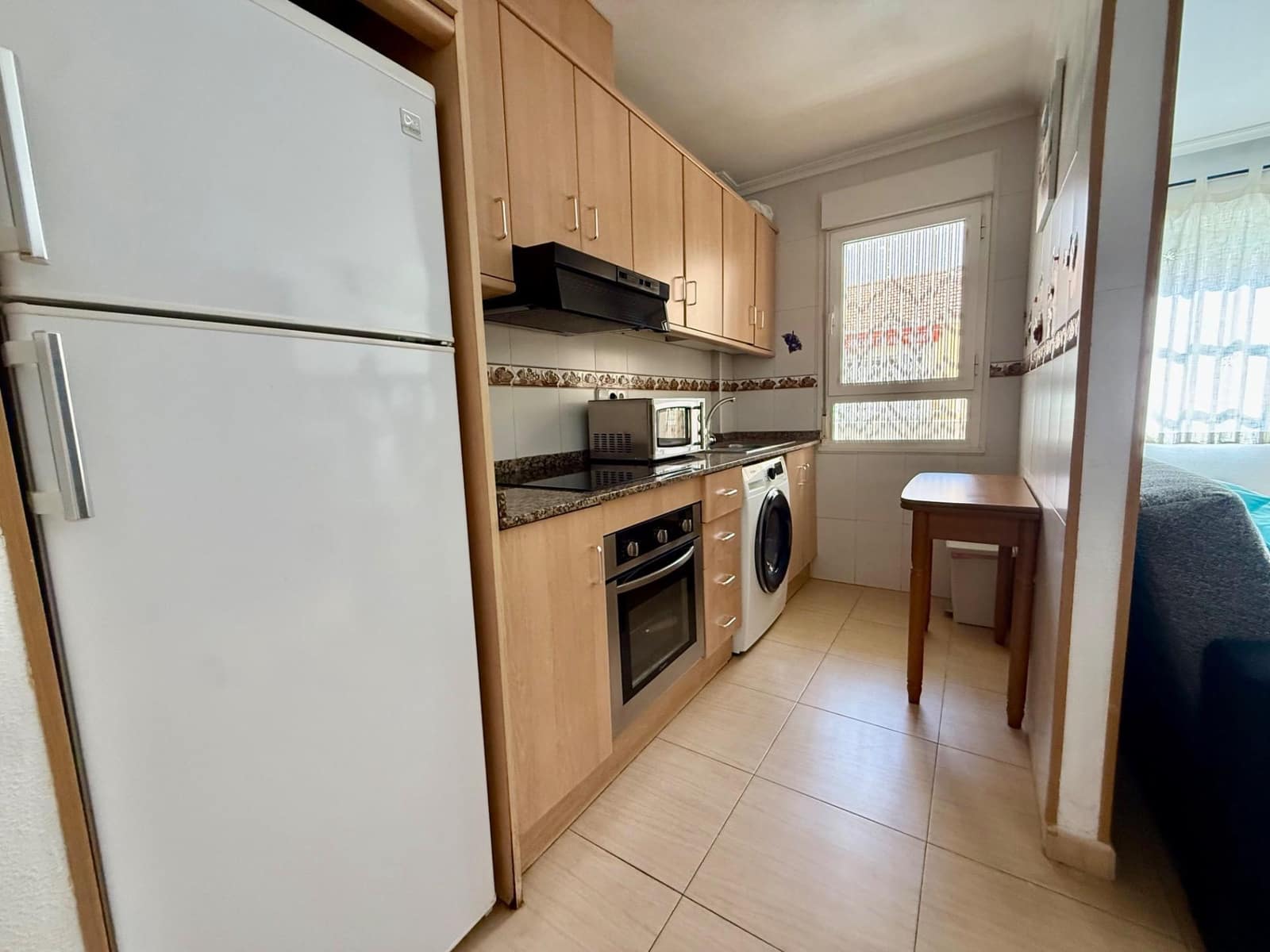 2 bedroom Apartment for sale in Torrevieja - € 125,000 (Ref: 10171887)