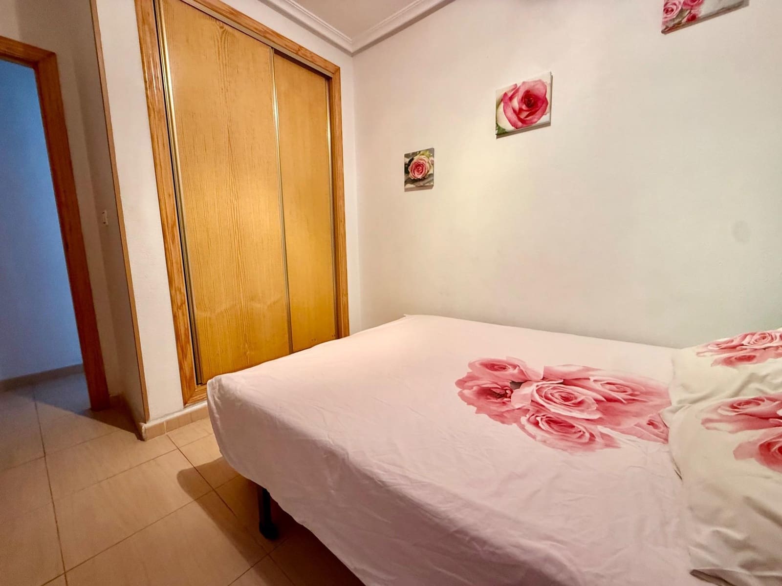 2 bedroom Apartment for sale in Torrevieja - € 125,000 (Ref: 10171887)