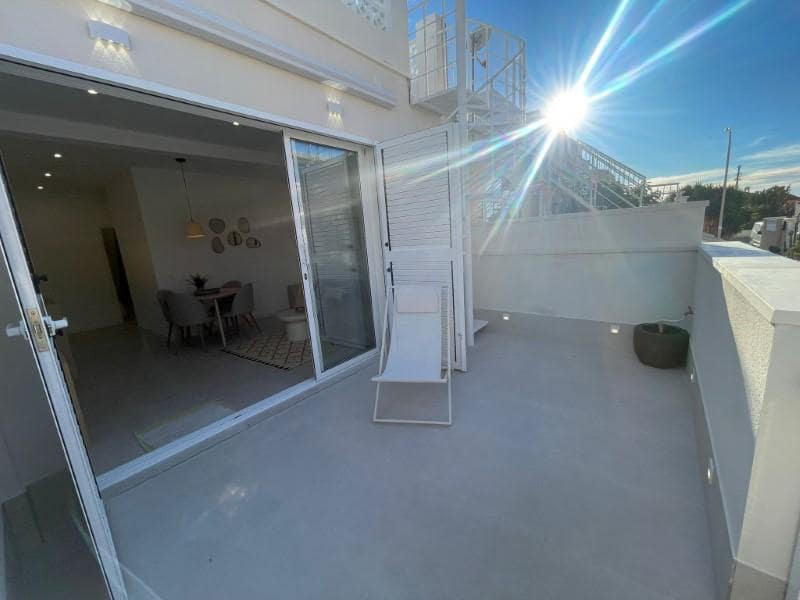 2 slaapkamer Bungalow te koop in Torrevieja - € 149.000 (Ref: 9556038)