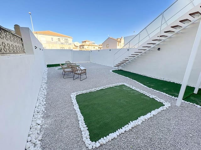 2 soveværelse Bungalow til salg i Campoamor, Orihuela - € 162.000 (Ref: 9556039)