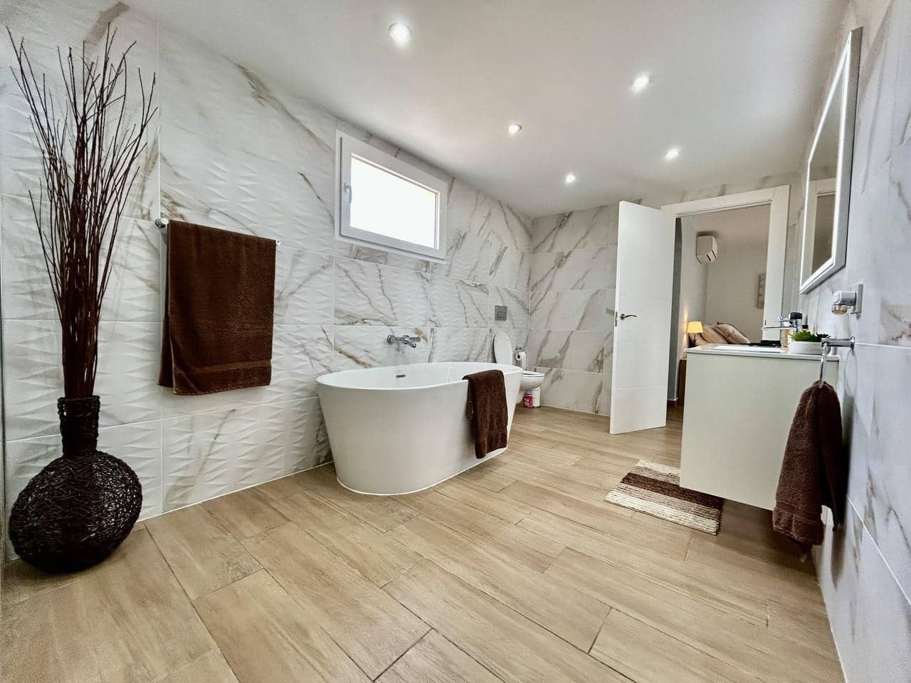 6 soverom Villa til salgs i Cabo Roig med garasje - € 799 000 (Ref: 9682624)