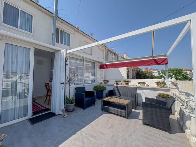 3 soveværelse Byhus til salg i Centro, Torrevieja - € 179.000 (Ref: 9683544)