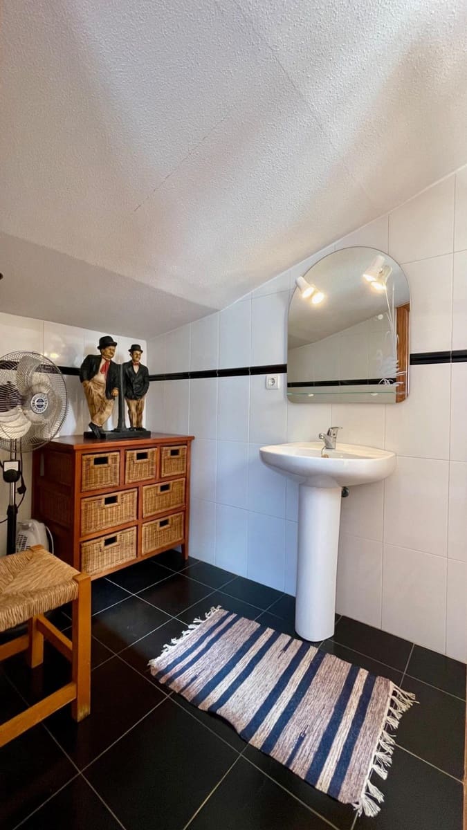 2 bedroom Terraced Villa for sale in Torrevieja - € 138,470 (Ref: 9721851)