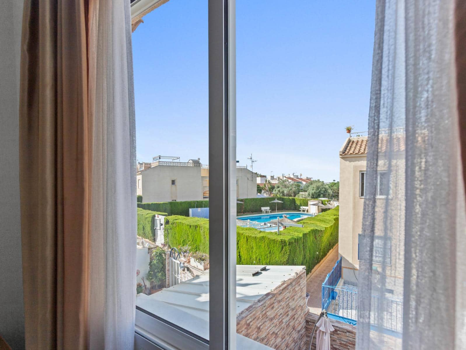 2 soveværelse Bungalow til salg i Torrevieja - € 140.000 (Ref: 9721852)