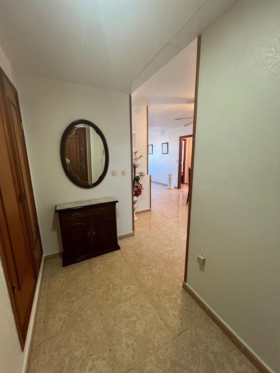 2 bedroom Apartment for sale in Torrevieja - € 137,900 (Ref: 9752183)