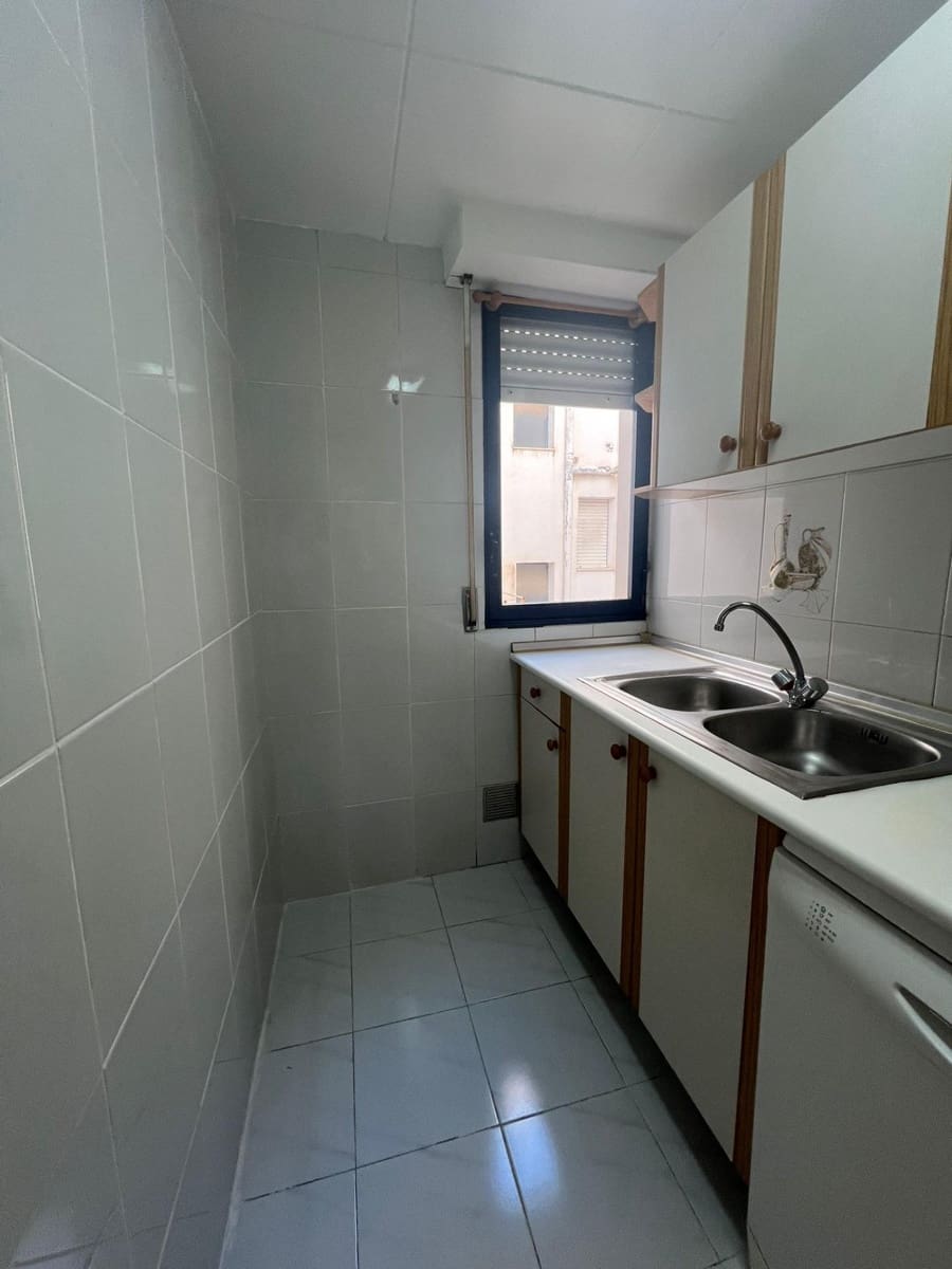 2 bedroom Apartment for sale in Torrevieja - € 137,900 (Ref: 9752183)