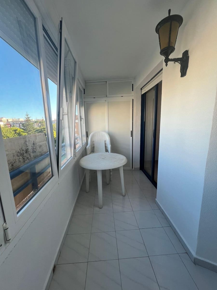 2 bedroom Apartment for sale in Torrevieja - € 137,900 (Ref: 9752183)