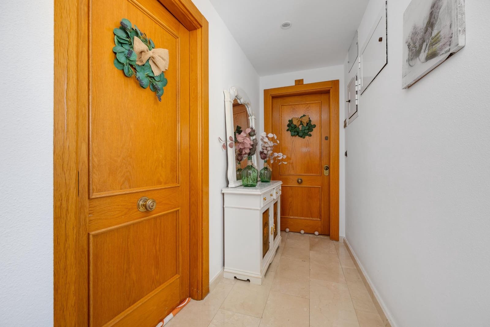 2 bedroom Penthouse for sale in Torrevieja - € 215,000 (Ref: 9752184)