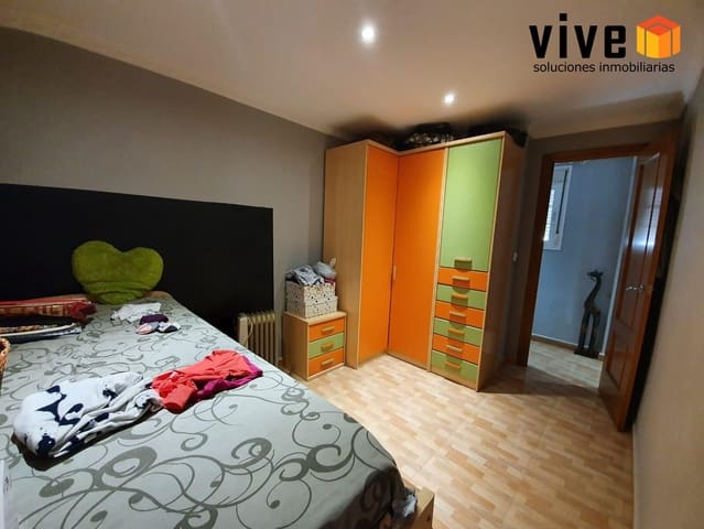 2 slaapkamer Flat te huur in San Juan de Aznalfarache met garage - € 850 (Ref: 10043163)