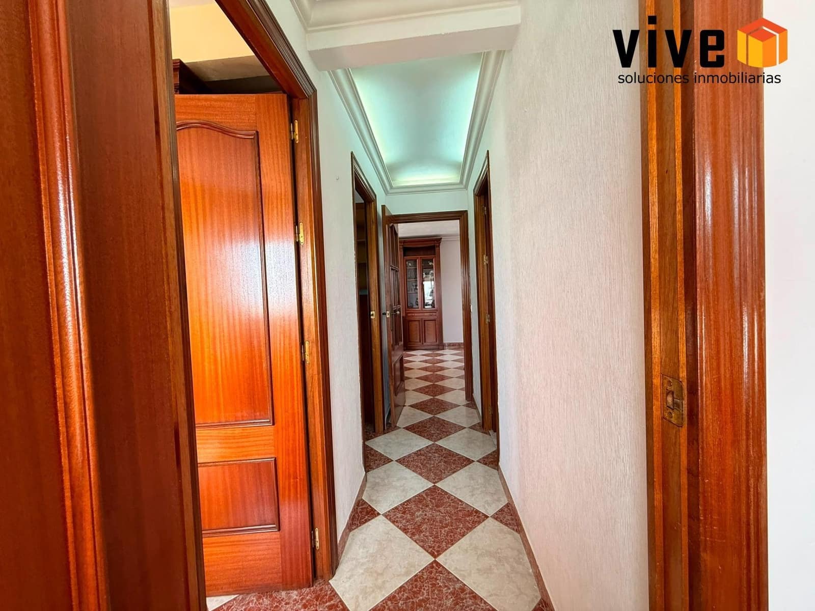 3 camera da letto Appartamento da affittare in Siviglia citta - 900 € (Rif: 10115796)