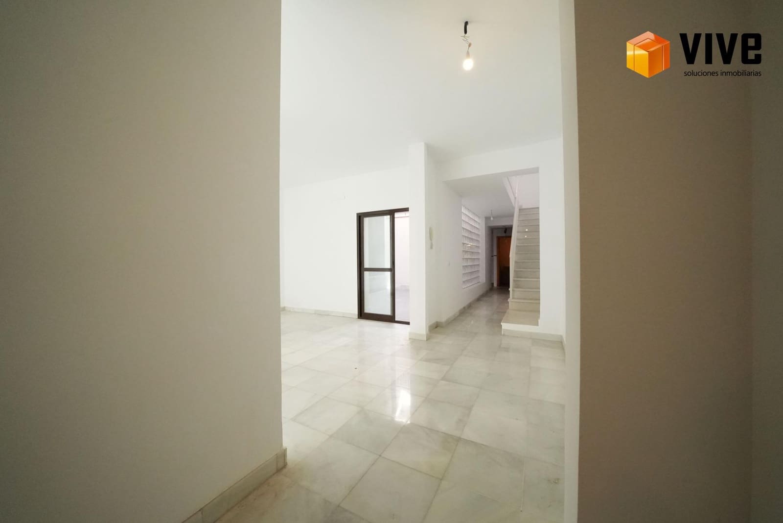 5 soveværelse Byhus til salg i Sevilla by med garage - € 730.000 (Ref: 10171551)