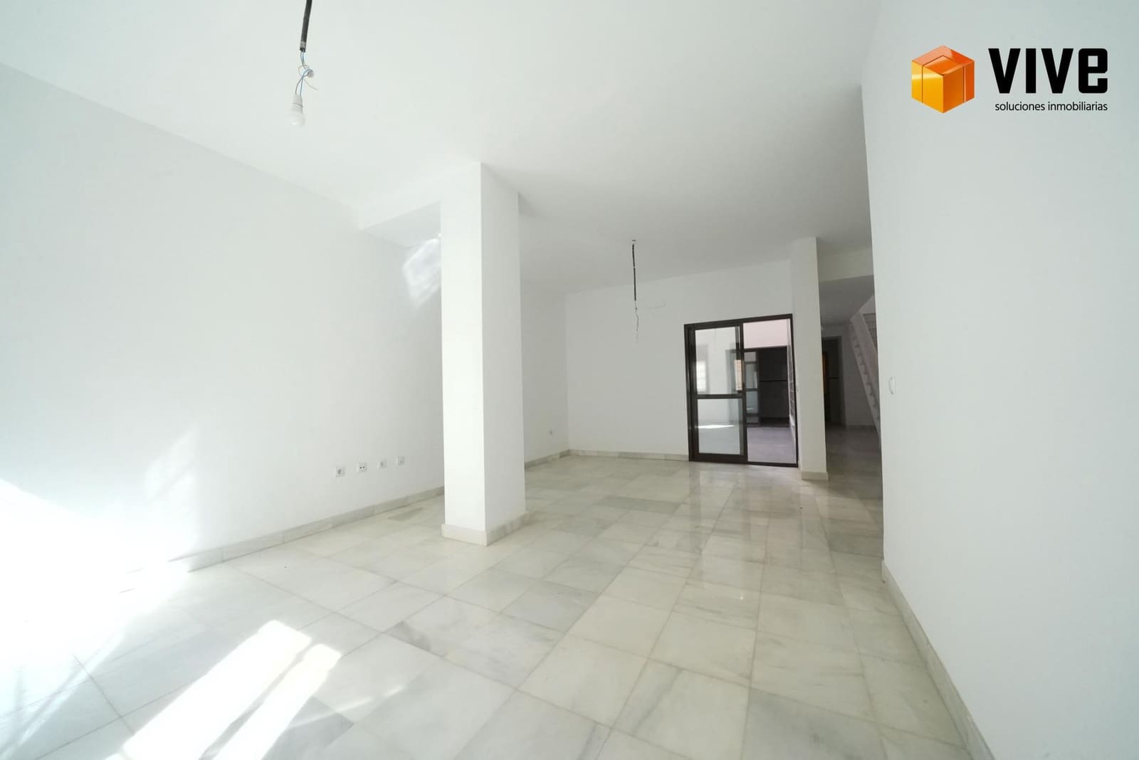 5 soveværelse Byhus til salg i Sevilla by med garage - € 730.000 (Ref: 10171551)