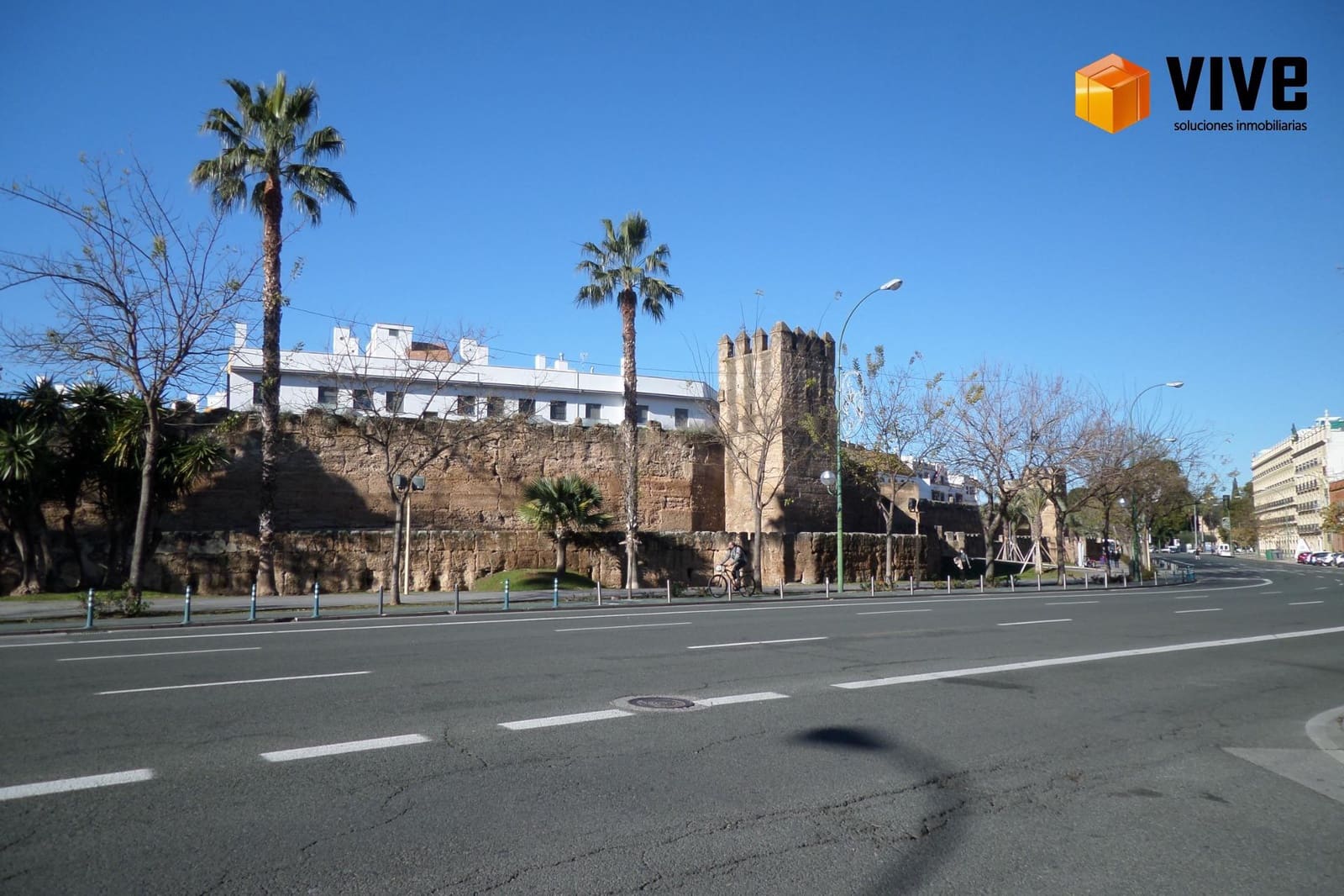 5 soveværelse Byhus til salg i Sevilla by med garage - € 730.000 (Ref: 10171551)