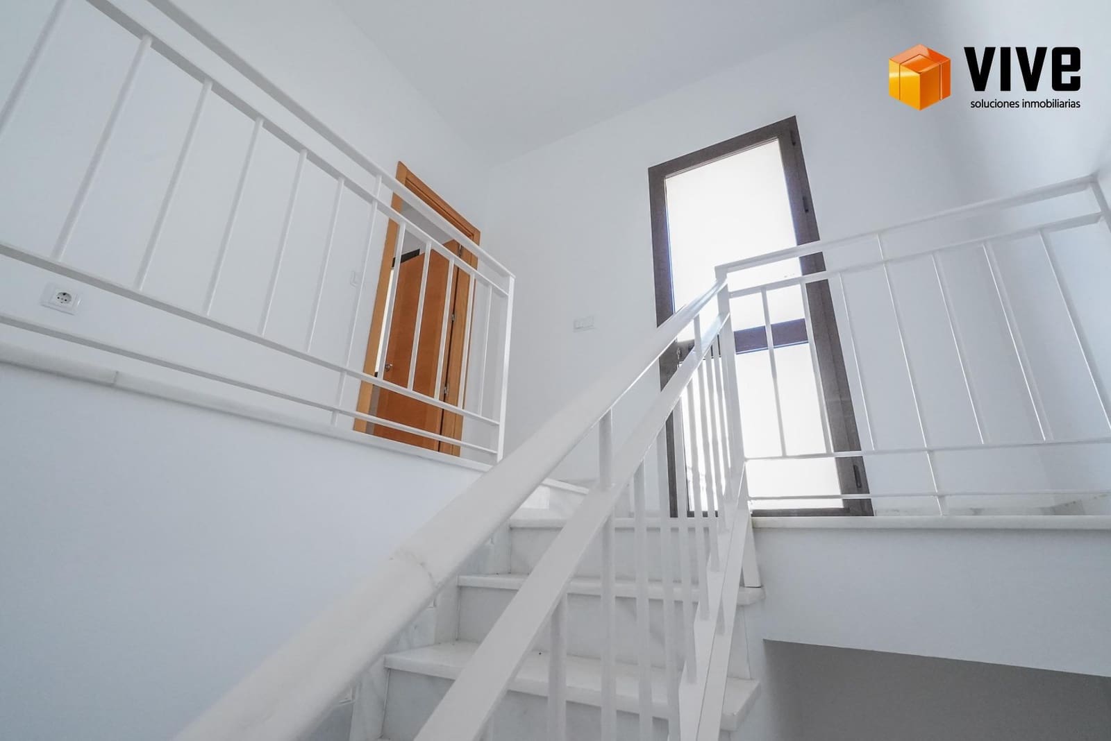 5 soveværelse Byhus til salg i Sevilla by med garage - € 730.000 (Ref: 10171551)